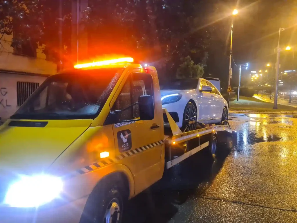 beogradska slep sluzba palilula prevozi crni automobil